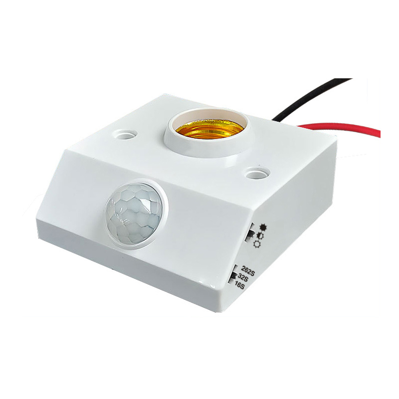 Portalampada Automatico con Se - Pir Motion Sensor recensione e prezzo